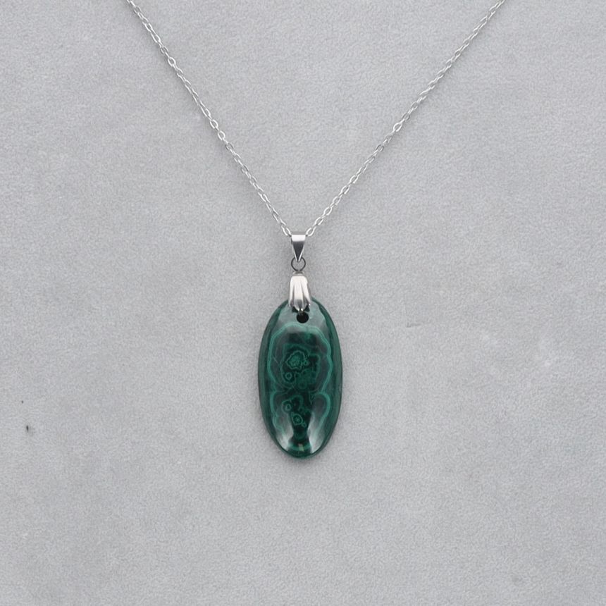 Malachite Cabochon percé 61
